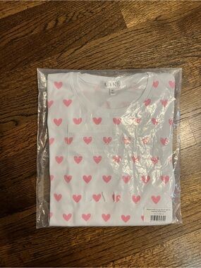 LAKE women’s White Short-Sleeve Tee with Pink Heart Print